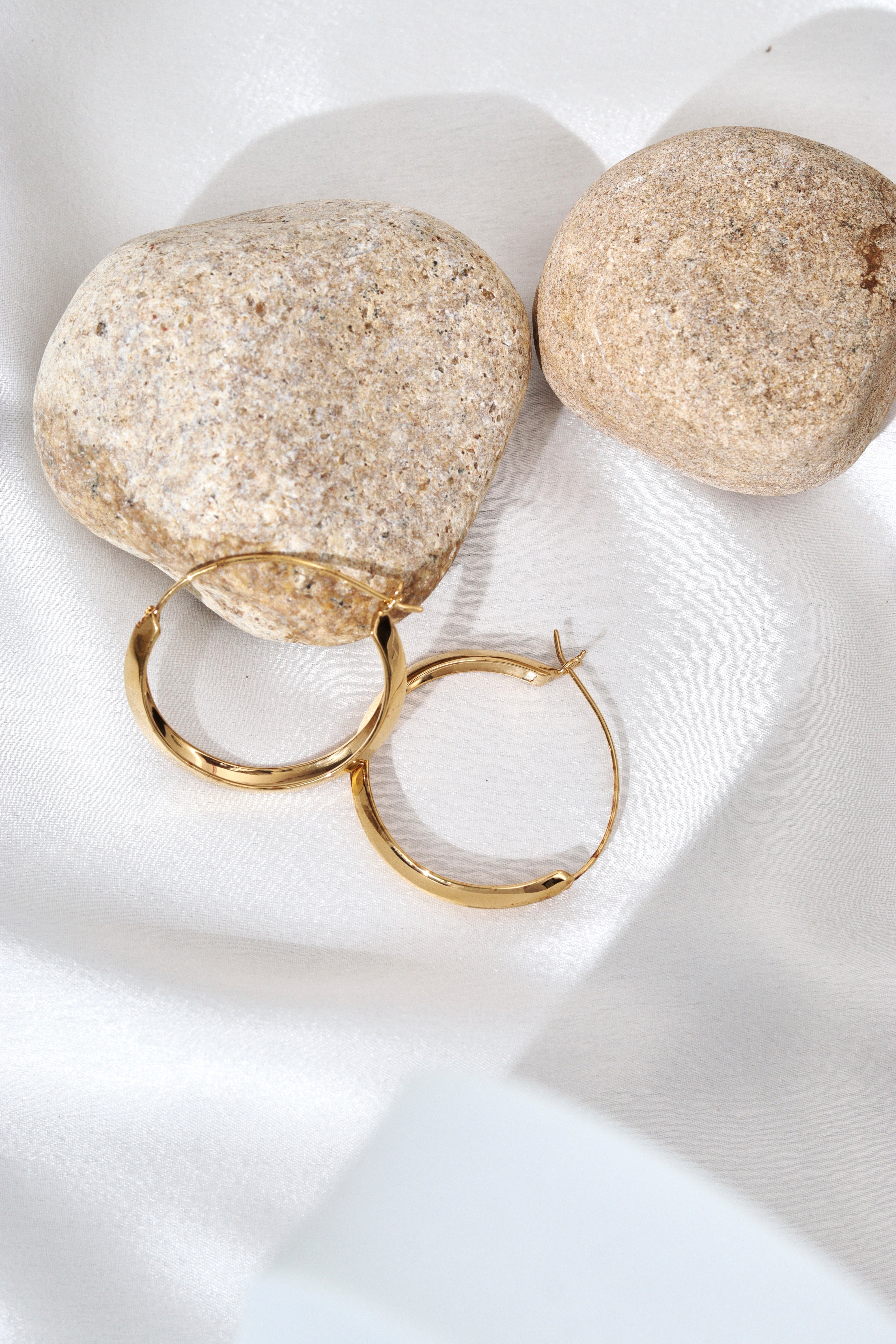 STUNNING SILVER HOOP EARRINGS WITH 18K GOLD MICRON POLISH