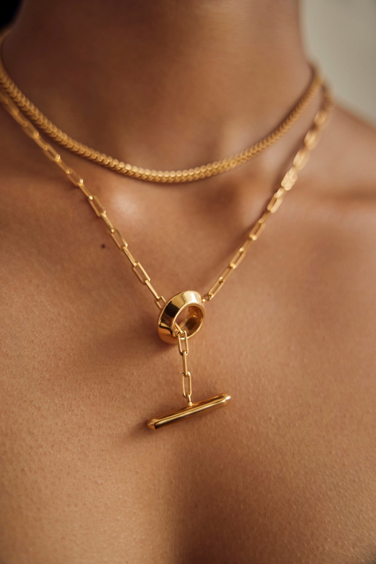 ICONIC PAPERCLIP CHAIN TOGGLE NECKLACE