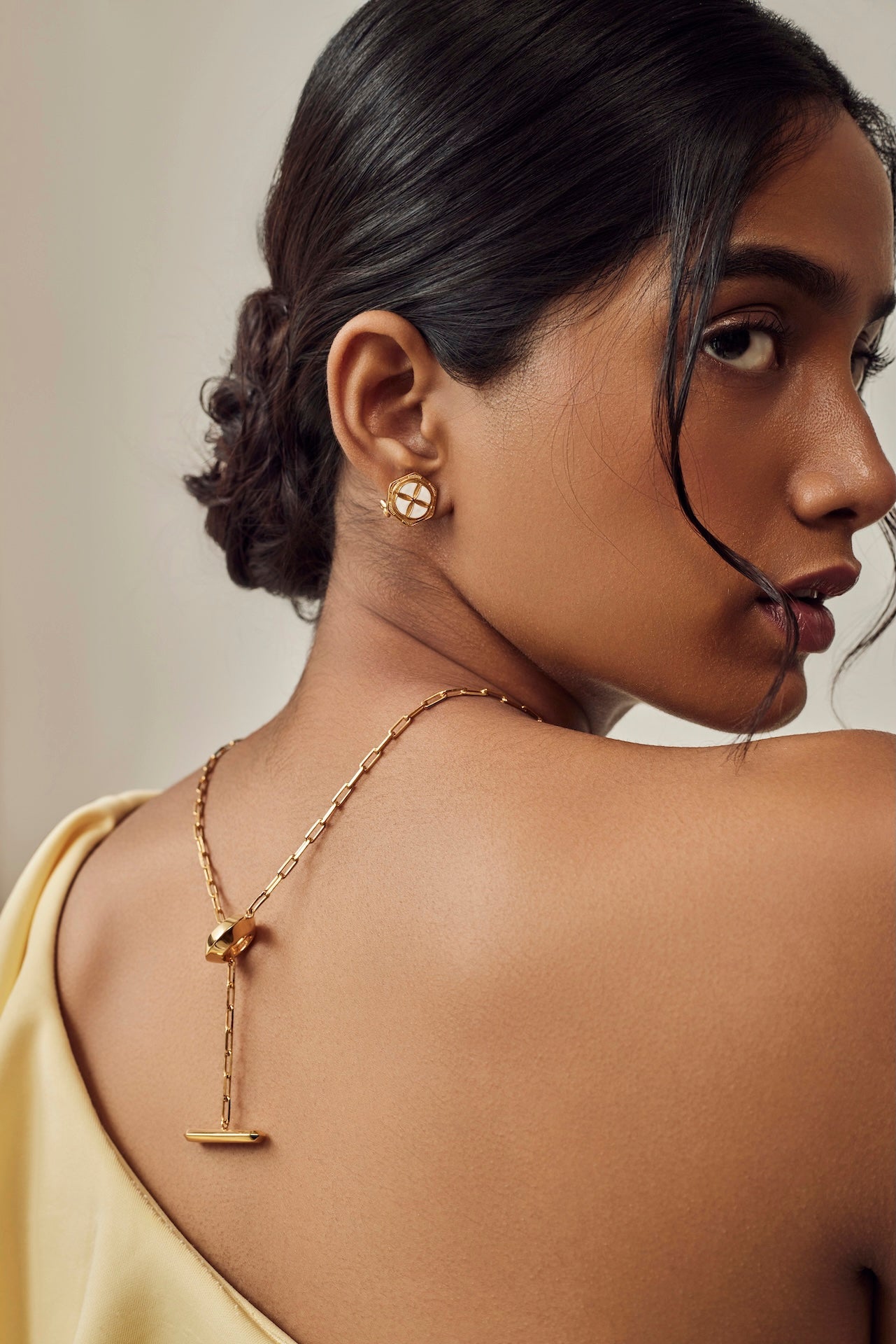 ICONIC PAPERCLIP CHAIN TOGGLE NECKLACE