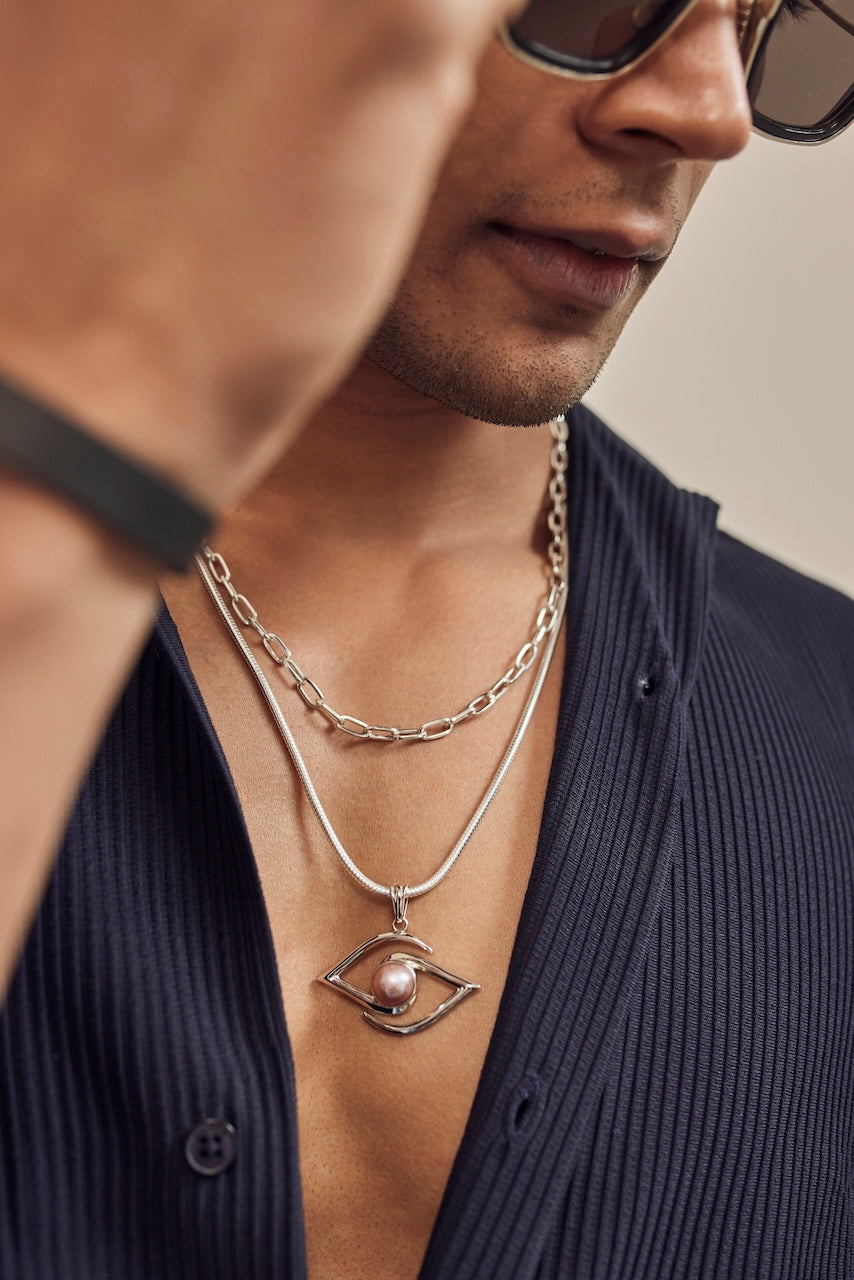 EVIL EYE PENDANT WITH GREY PEARL