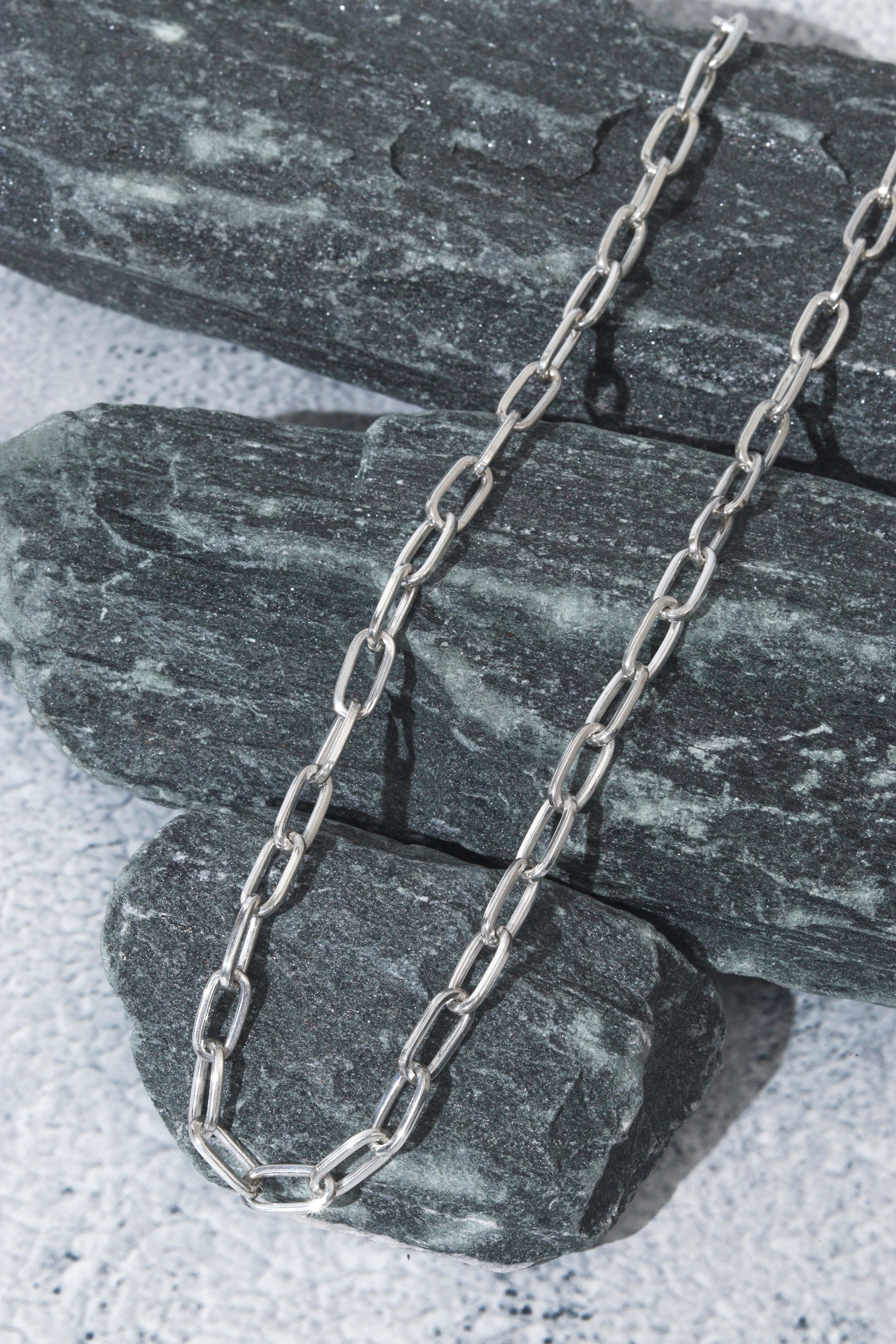 PAPERCLIP CHAIN FOR HIM