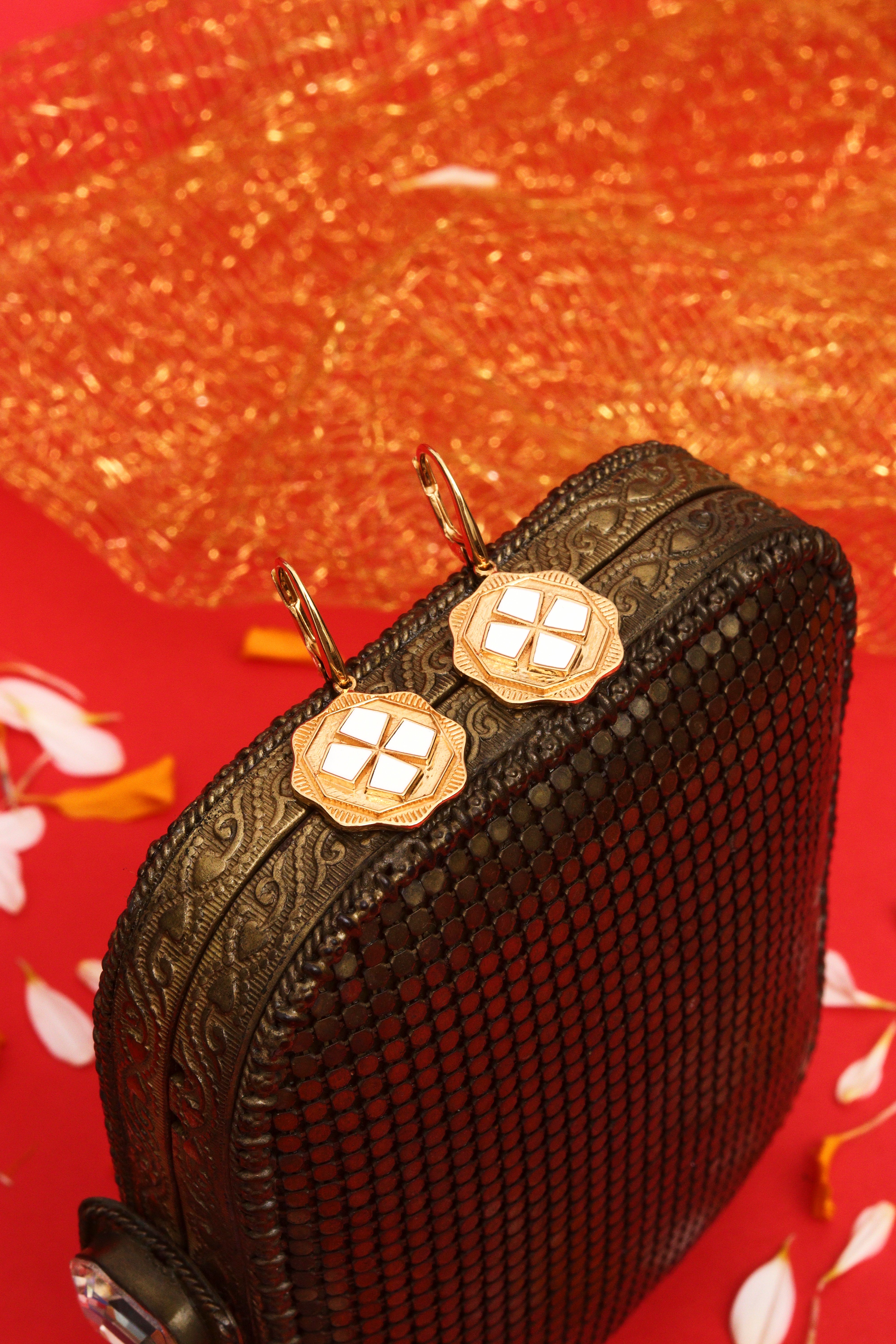 ROUND WHITE ENAMEL LONG EARRINGS IN 18K MICRON