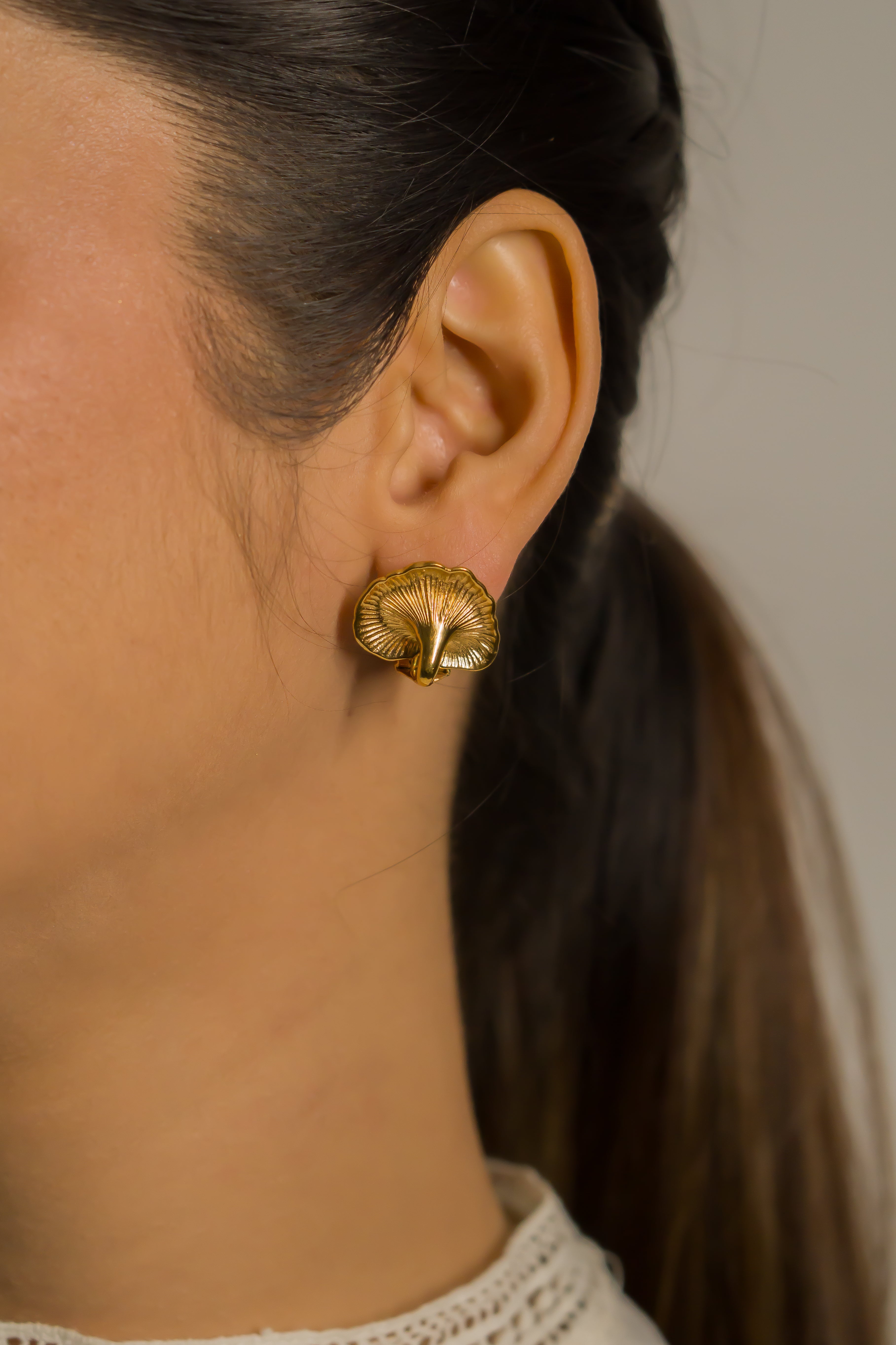 MUSHROOM TEXTURED LUXE EARRINGS