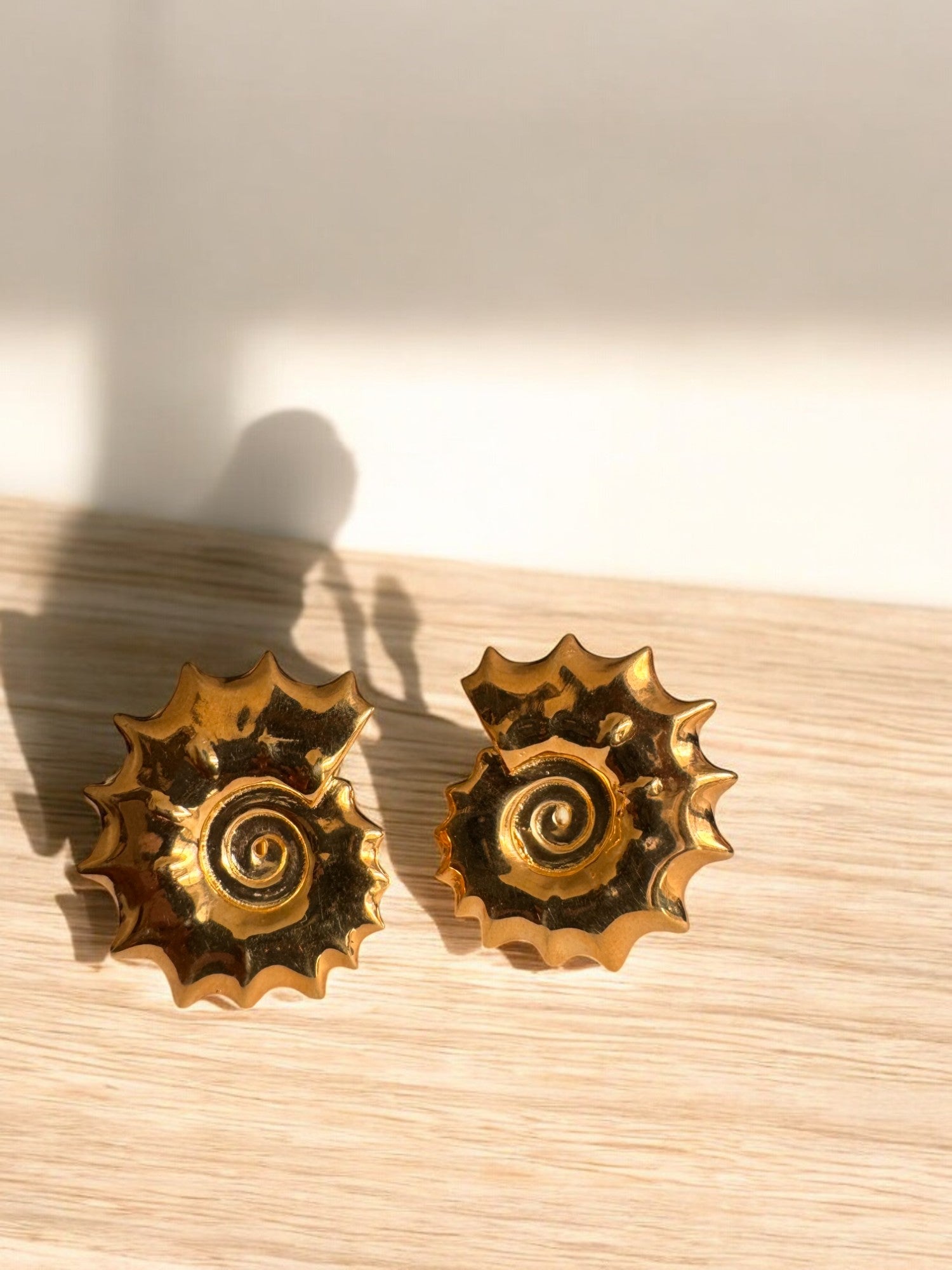 ELYSIAN SHELL EARRINGS