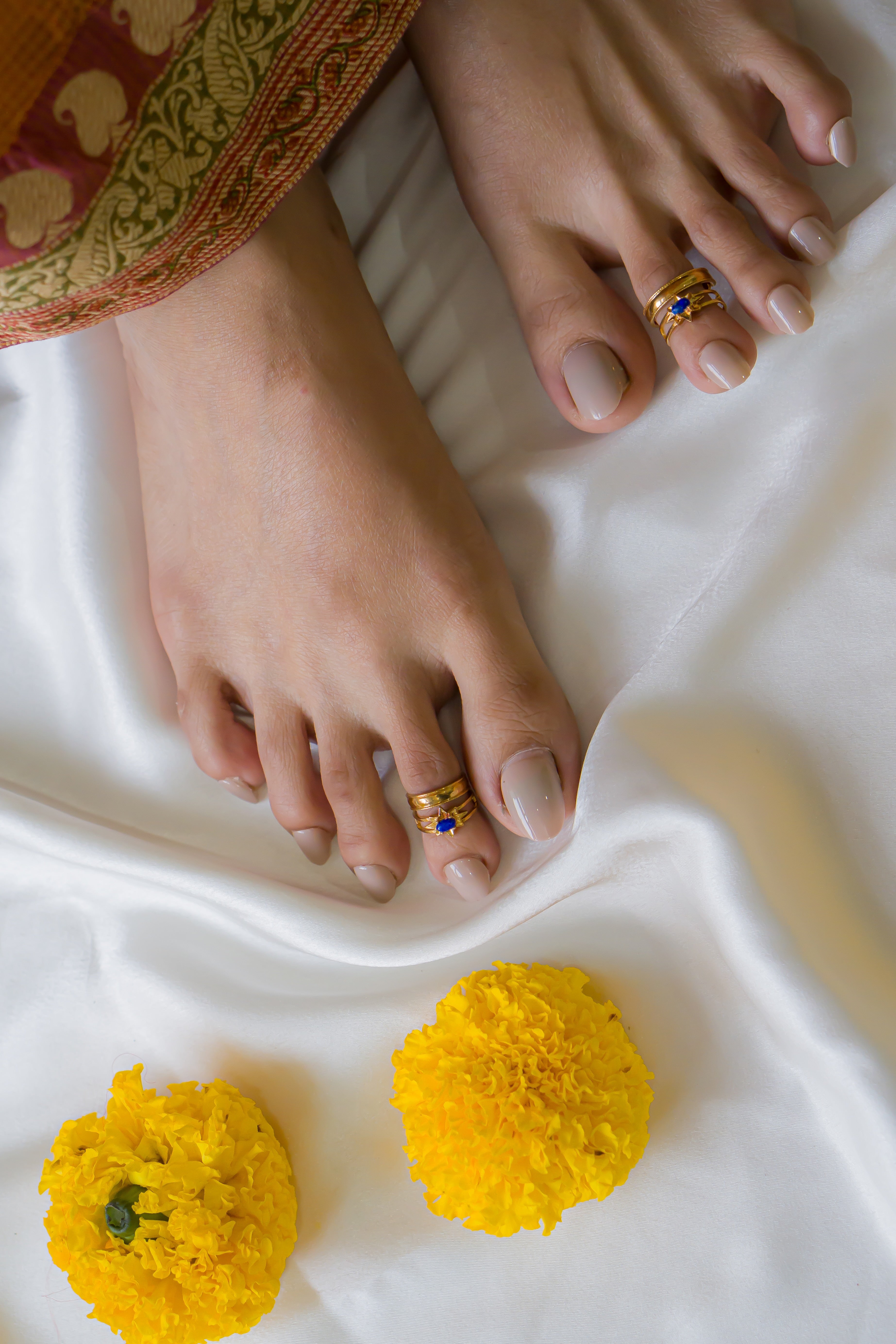 MILGRAIN ELEGANCE TOE RINGS