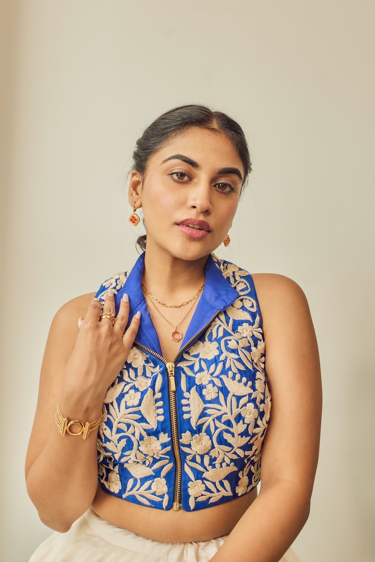 HEXA RED ENAMEL PENDANT WITH CHAIN IN 18K GOLD MICRON PLATING